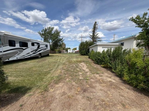 307 Centre Avenue, Coutts, AB - Outdoor