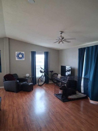 414 Conductor Boulevard, Coaldale, AB 