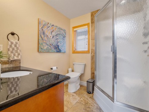164 Riverstone Boulevard West, Lethbridge, AB - Indoor Photo Showing Bathroom
