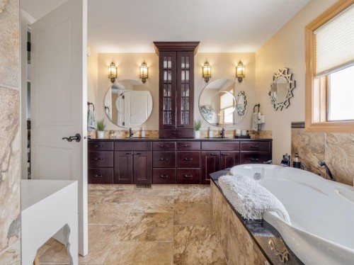 164 Riverstone Boulevard West, Lethbridge, AB - Indoor Photo Showing Bathroom