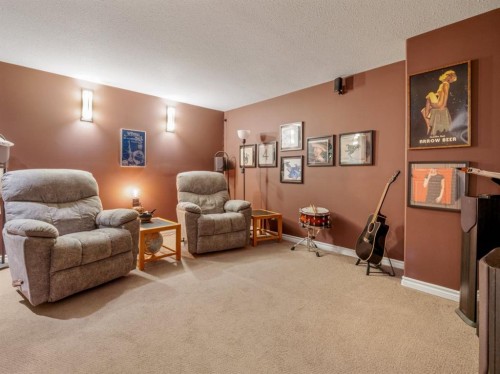 164 Riverstone Boulevard West, Lethbridge, AB - Indoor Photo Showing Other Room