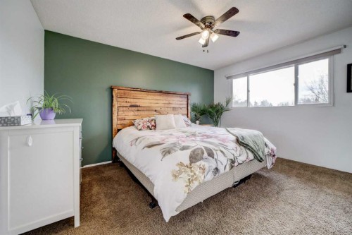 2020 25Th Avenue North, Lethbridge, AB - Indoor Photo Showing Bedroom