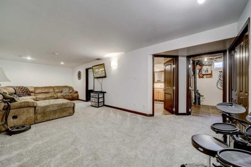 2020 25Th Avenue North, Lethbridge, AB - Indoor