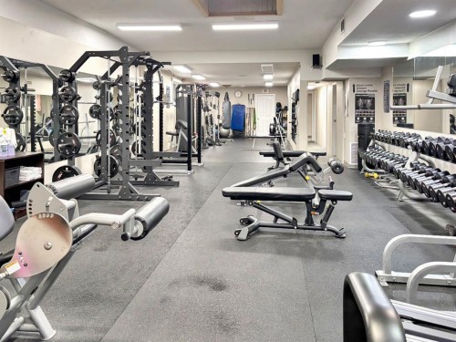 136 49 Avenue West, Claresholm, AB 