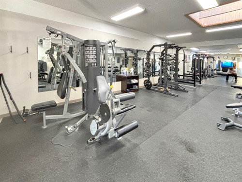 136 49 Avenue West, Claresholm, AB 