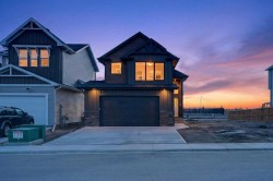 114 Caribou Bend NORTH Lethbridge, AB T1H 7J8