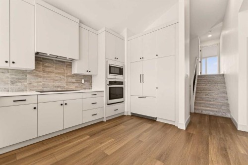 114 Caribou Bend North, Lethbridge, AB - Indoor Photo Showing Kitchen