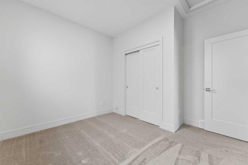 161 Caribou Bend North, Lethbridge, AB - Indoor Photo Showing Other Room