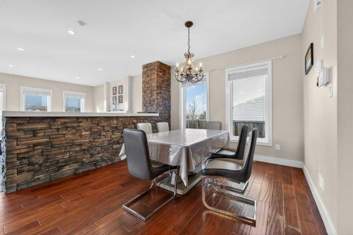 346 Twinriver Road West, Lethbridge, AB - Indoor Photo Showing Dining Room