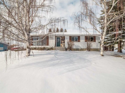 233 8 Street West, Cardston, AB - Outdoor With Facade