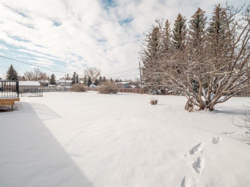 233 8 Street West, Cardston, AB - Outdoor With View