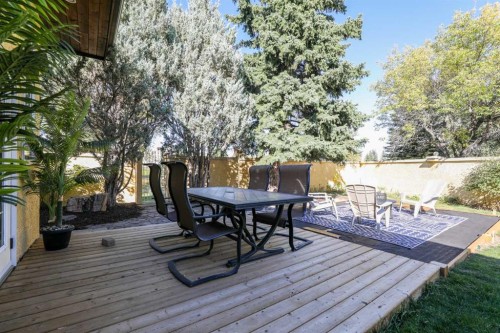 107 Temple Crescent West, Lethbridge, AB - Outdoor With Deck Patio Veranda