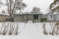 819 8 Street SOUTH Lethbridge, AB T1J 2K6