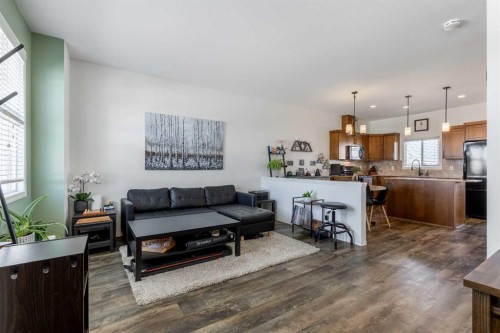 219 Lynx Road North, Lethbridge, AB - Indoor