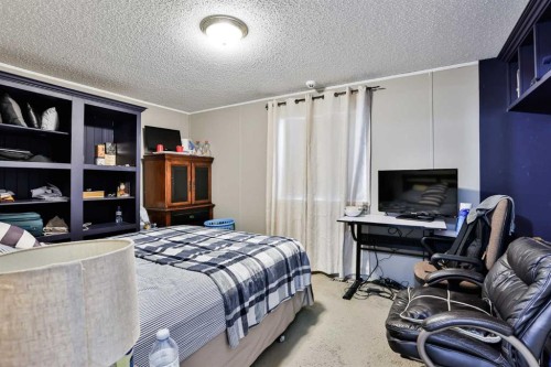 409 Conductor Boulevard, Coaldale, AB 