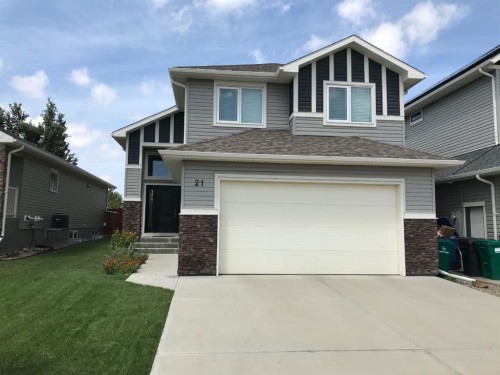 21 Riverford Close West, Lethbridge, AB - Outdoor With Facade