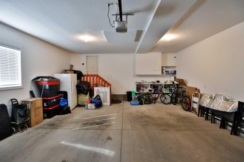 21 Riverford Close West, Lethbridge, AB - Indoor Photo Showing Other Room