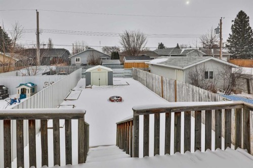 2123B 20A Avenue, Coaldale, AB - Outdoor With Exterior