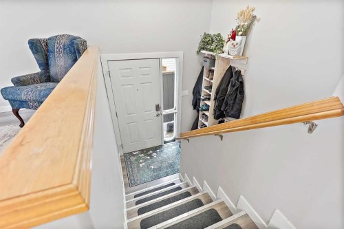 99 Kodiak Crescent North, Lethbridge, AB - Indoor Photo Showing Other Room