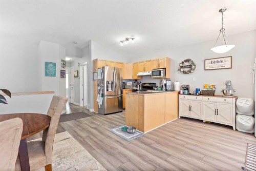 99 Kodiak Crescent North, Lethbridge, AB - Indoor