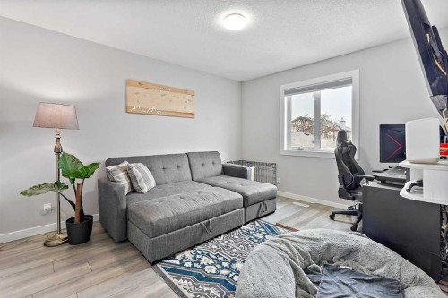 99 Kodiak Crescent North, Lethbridge, AB - Indoor