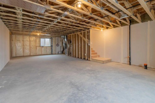2815 16 Avenue, Coaldale, AB - Indoor Photo Showing Basement