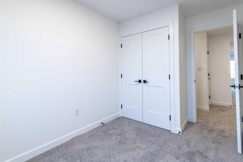 2815 16 Avenue, Coaldale, AB - Indoor Photo Showing Other Room