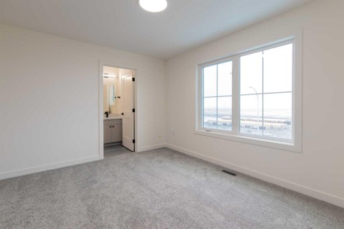 2815 16 Avenue, Coaldale, AB - Indoor Photo Showing Other Room