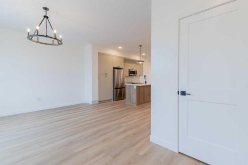2815 16 Avenue, Coaldale, AB - Indoor