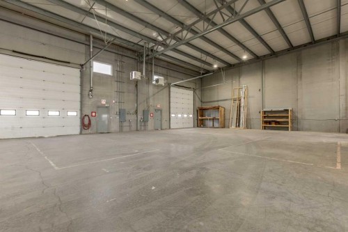 565 41 Street North, Lethbridge, AB 