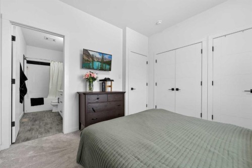 1103 Coalbrook Place West, Lethbridge, AB - Indoor Photo Showing Bedroom