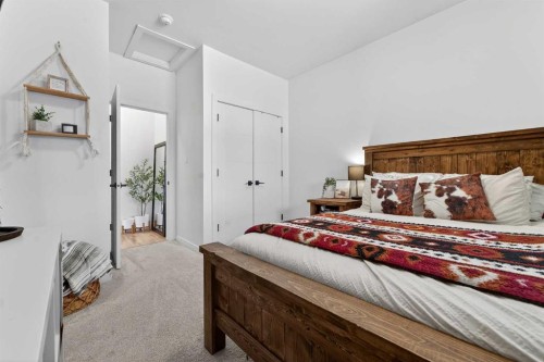 1103 Coalbrook Place West, Lethbridge, AB - Indoor Photo Showing Bedroom