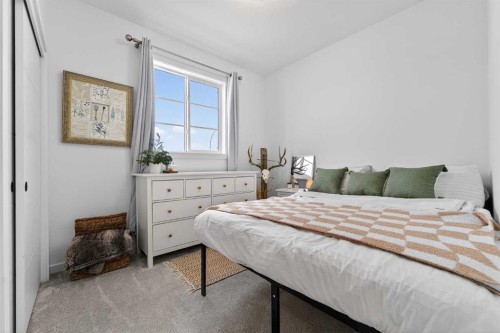 1103 Coalbrook Place West, Lethbridge, AB - Indoor Photo Showing Bedroom
