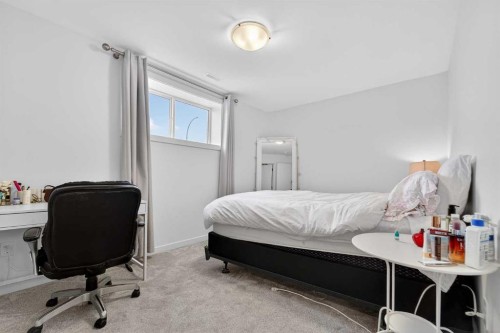 1103 Coalbrook Place West, Lethbridge, AB - Indoor Photo Showing Bedroom