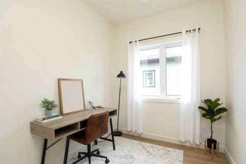 4761 72 Avenue, Taber, AB - Indoor Photo Showing Office