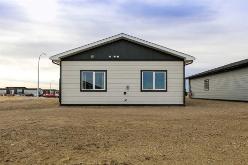 4761 72 Avenue, Taber, AB - Outdoor With Exterior