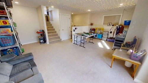 668 Blackfoot Terrace West, Lethbridge, AB - Indoor