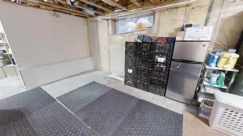 668 Blackfoot Terrace West, Lethbridge, AB - Indoor Photo Showing Basement