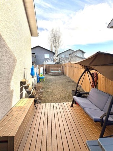 668 Blackfoot Terrace West, Lethbridge, AB - Outdoor With Deck Patio Veranda