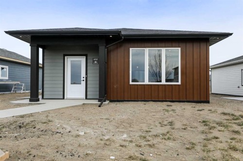 4757 72 Avenue, Taber, AB - Outdoor With Exterior