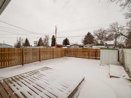 5720 56 Street, Taber, AB - Outdoor