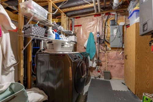 420 Silkstone Crescent West, Lethbridge, AB - Indoor