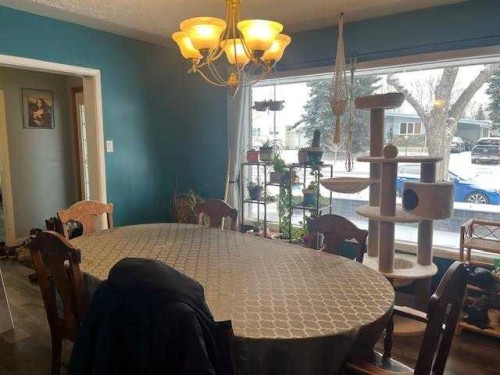 1216 23 Street North, Lethbridge, AB 