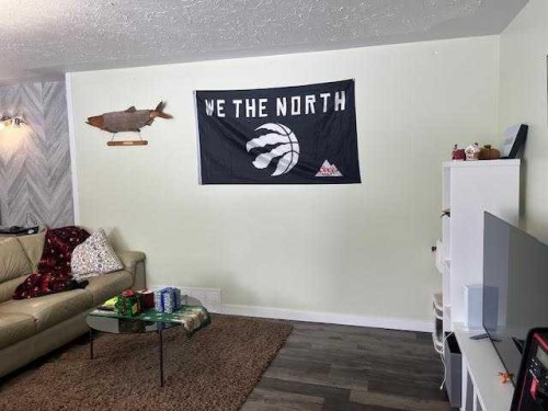 1216 23 Street North, Lethbridge, AB 