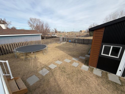 2106 7 Ave, Fort Macleod, AB - Outdoor