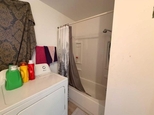 6119 53 Street, Taber, AB - Indoor Photo Showing Laundry Room