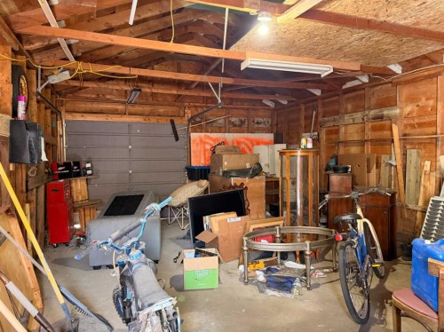 6119 53 Street, Taber, AB - Indoor Photo Showing Garage