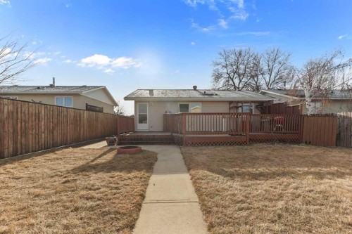 98 Eagle Road North, Lethbridge, AB - Outdoor