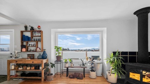 11 Mountain Vista Drive, Hill Spring, AB - Indoor