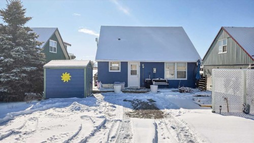 11 Mountain Vista Drive, Hill Spring, AB - Outdoor